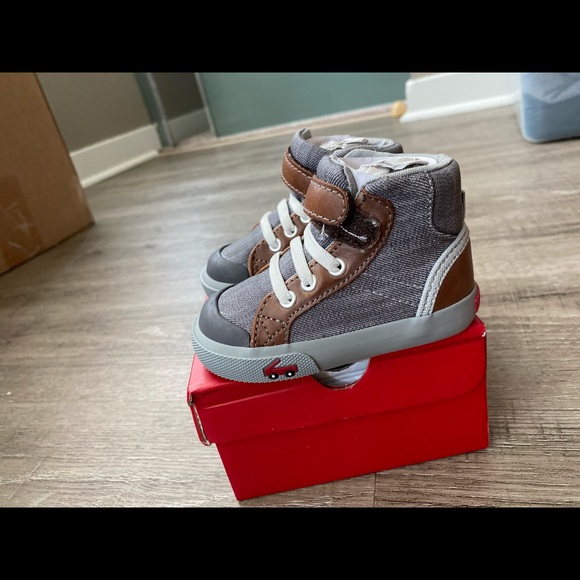 See Kai run shoes. - Picture 5 of 6